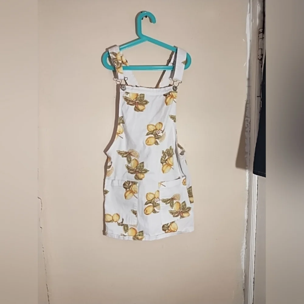 Forever 21 White Lemon Print‎ Overall Dress Size Small